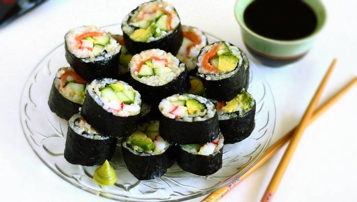 Cara Membuat Sushi Roll Sederhana Di Rumah Petualangan Kuliner Jepang Anda Dimulai