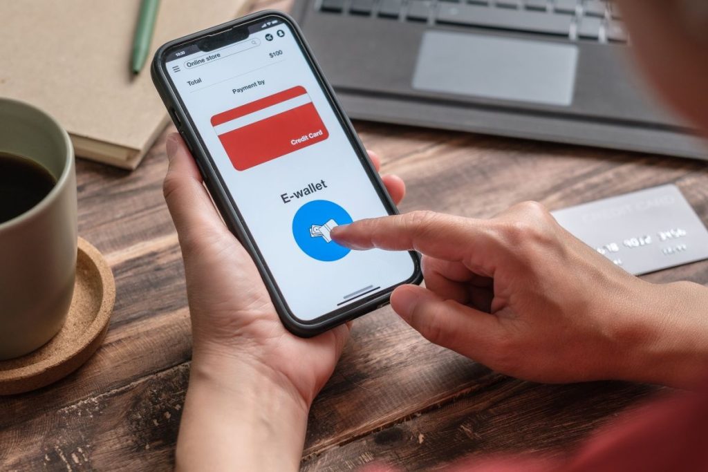 Cara Menggunakan E Wallet Untuk Transaksi Bisnis Membuka Potensi Efisiensi Dan Pertumbuhan